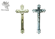 Le crucifix en plastique argenté de cercueil a enterré 44,8 la taille décorative du × 20,8 cm pour le couvercle de cercueil